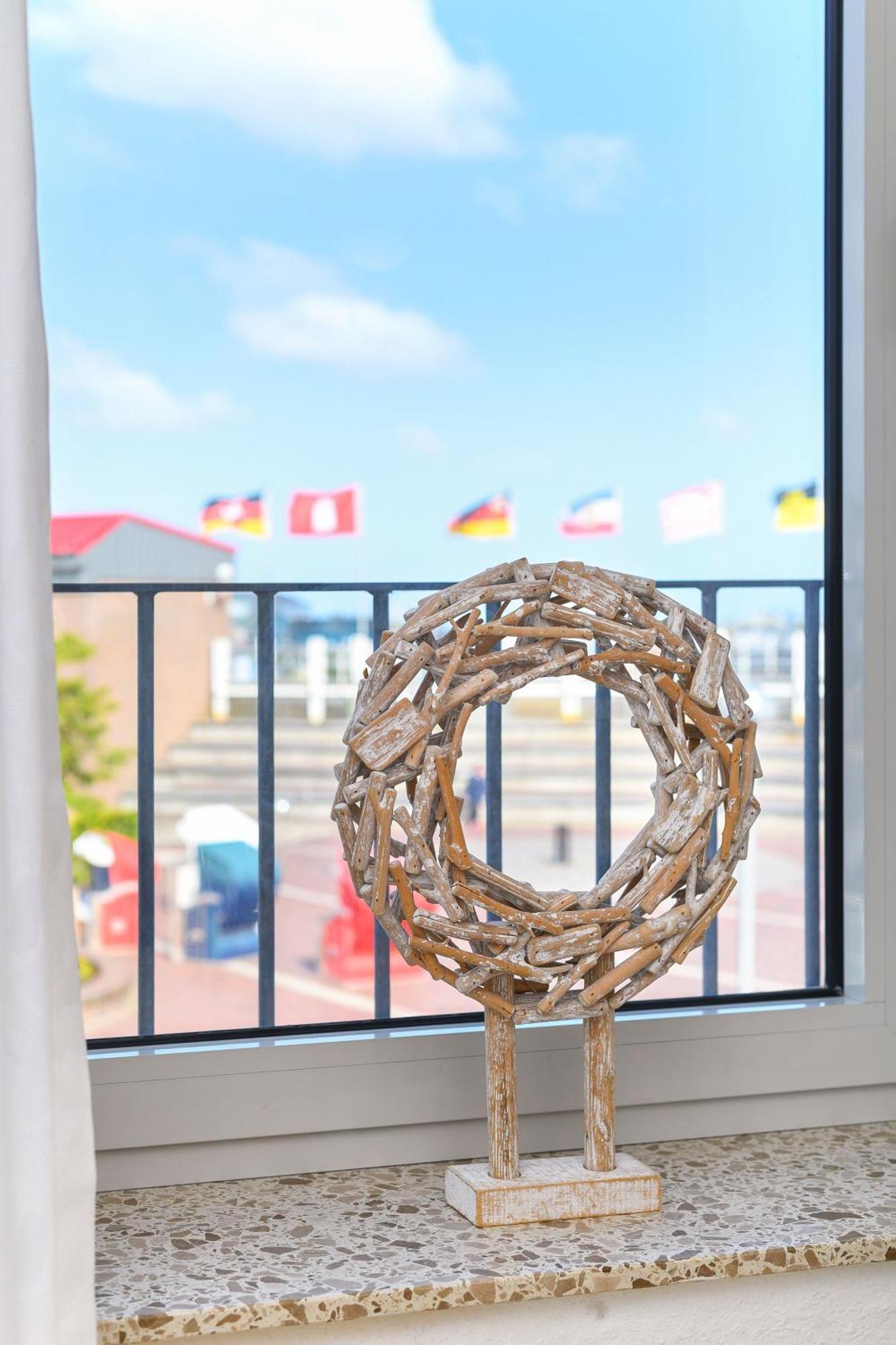 Ferienwohnung Haus Hafenblick Bensersiel Exterior foto